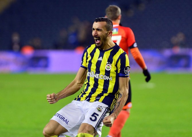 Mehmet Topal’dan Fenerbahçe’ye Kötü Haber