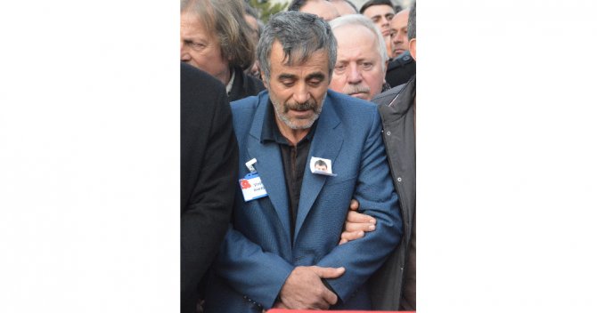 Trabzon Şehidini Uğurladı