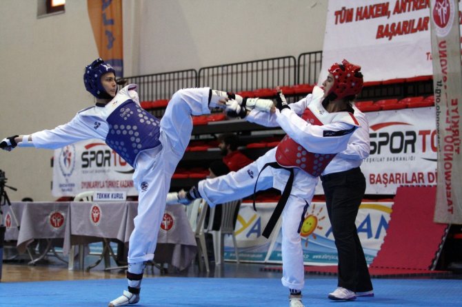 Alanya’da Türkiye Tekvando Şampiyonası