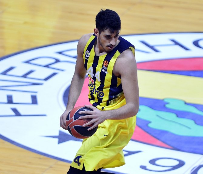 Fenerbahçe Yunan Ekibi Devirdi