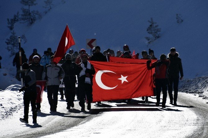 Zigana’da Çığ Faciasında Hayatını Kaybeden 10 Dağcı Törenle Anıldı