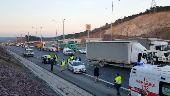 Kuzey Marmara Otoyolu’nda Trafik Durma Noktasına Geldi