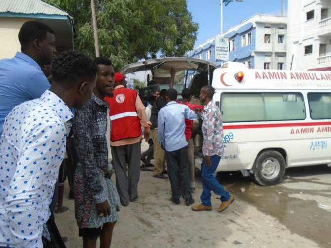Mogadişu’da Otele Bombalı Saldırı: 15 Ölü