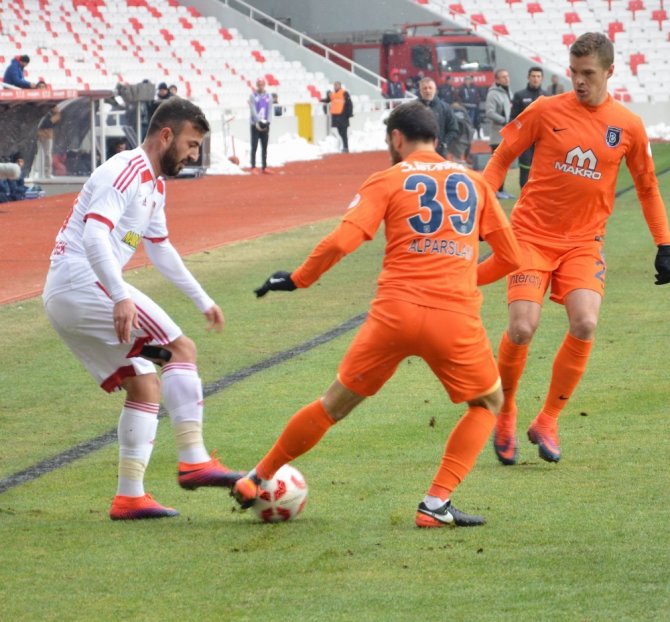 Medipol Başakşehir, Galatasaray’ın Rakibi Oldu