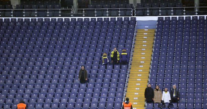 Kadıköy’de Tribünler Boş Kaldı