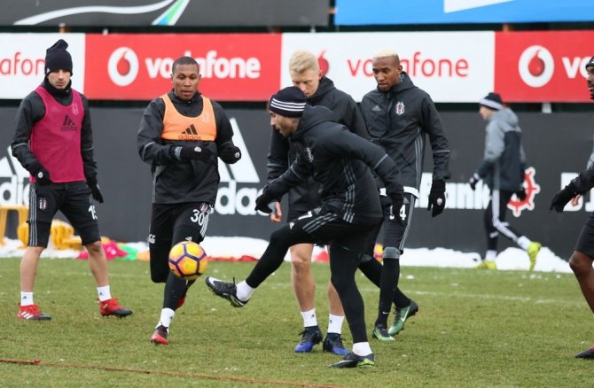 Beşiktaş’ta Konyaspor Mesaisi Başladı