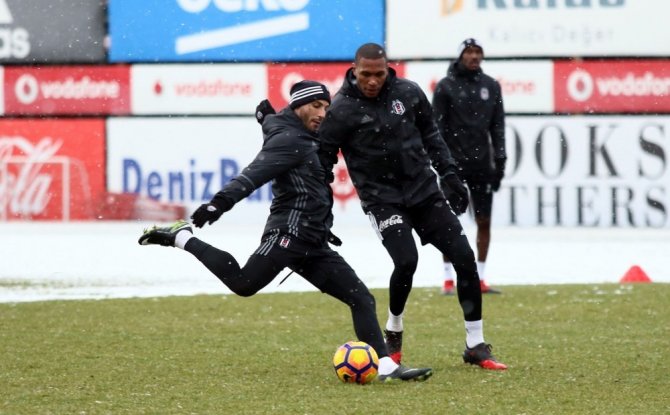 Beşiktaş’ta Konyaspor Mesaisi Başladı