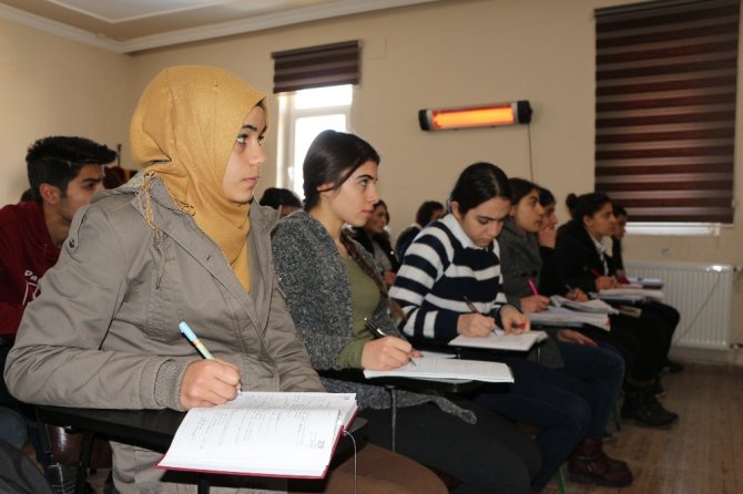 Şırnak’ta 24 Bin Öğrenci Telafi Eğitimi Görüyor
