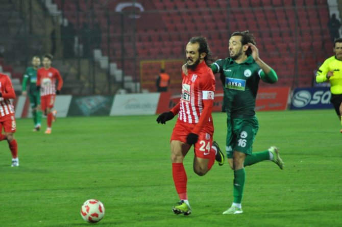 Giresunspor, Balıkesirspor’u 1-0’la Geçti