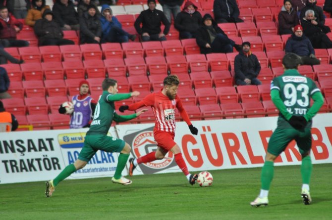 Giresunspor, Balıkesirspor’u 1-0’la Geçti