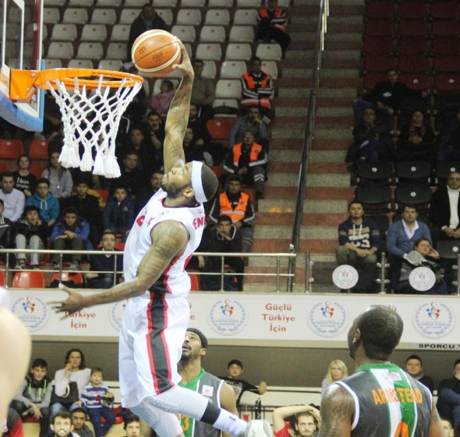 Gaziantep Basketbol Evinde Kazandı