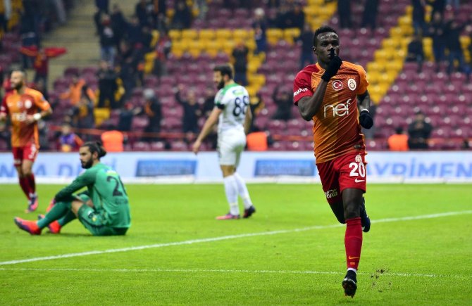 Tt Arena’da İlk Yarıda 4 Gol