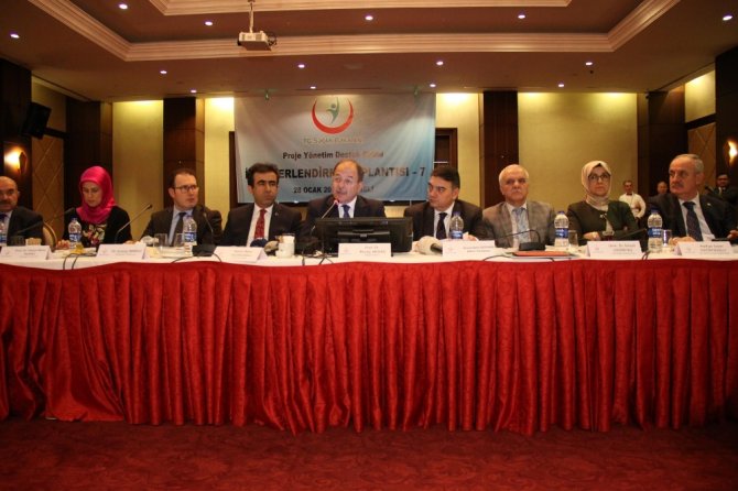 Bakan Akdağ’dan Sezaryen Açıklaması: Mücadele Edeceğiz