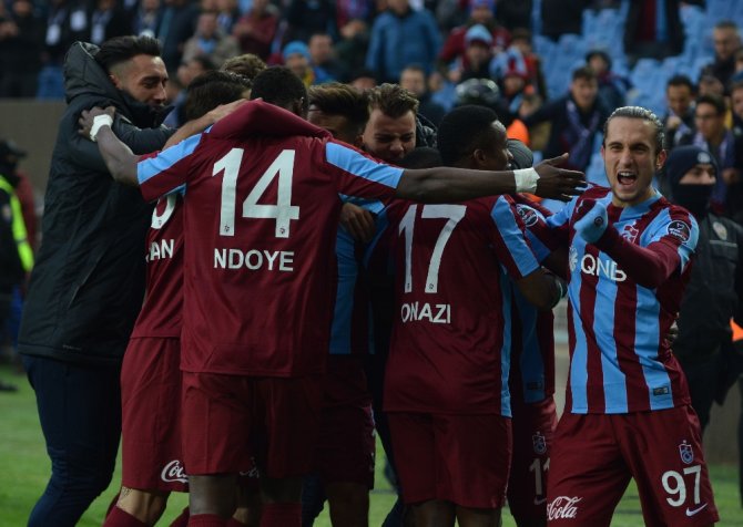Trabzon’da ’Fırtına’lı Açılış!