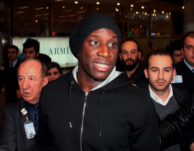 Demba Ba İstanbul’da