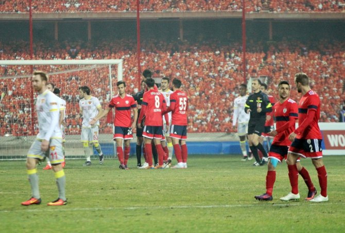 İzmir Derbisi Göztepe’nin
