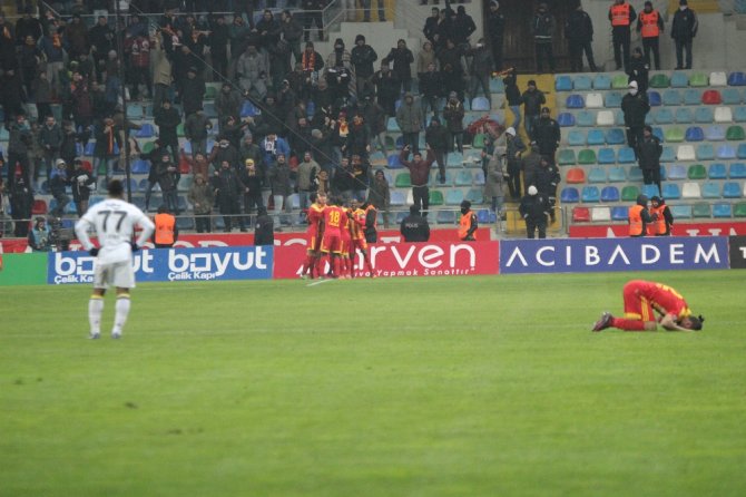 Fenerbahçe Ağır Yaralı!