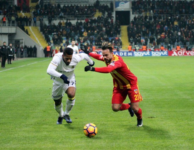 Fenerbahçe Ağır Yaralı!