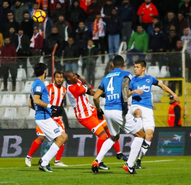 İlk Yarı Adanaspor’un