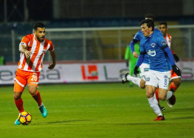 İlk Yarı Adanaspor’un