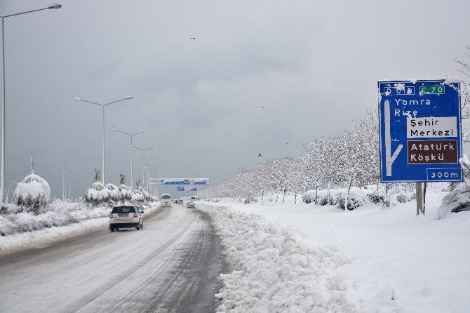 Trabzon’a Son 57 Yılın En Yoğun Kar Yağışı Gerçekleşti