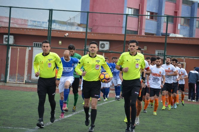 Dün Beşiktaş Maçı, Bugün Amatör Maç