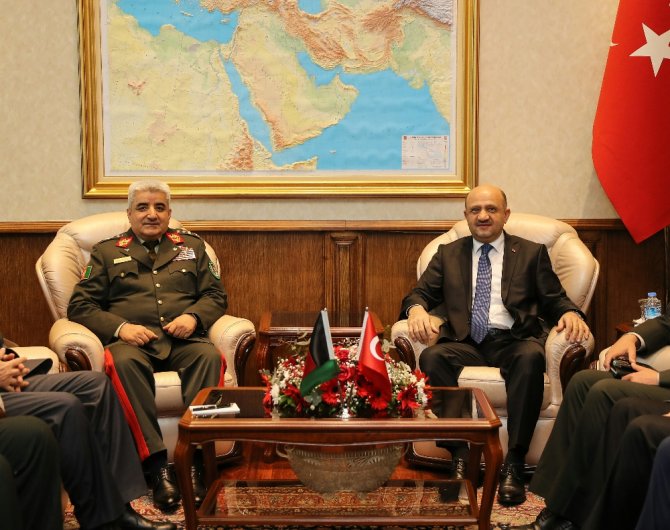 Bakan Işık Afgan Genelkurmay Başkanını Kabul Etti