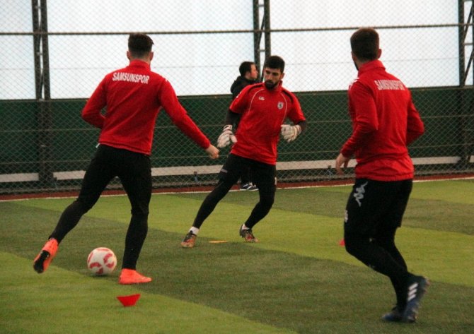 Özköylü: “Son 3 Sırada Olmayalım Yeter”