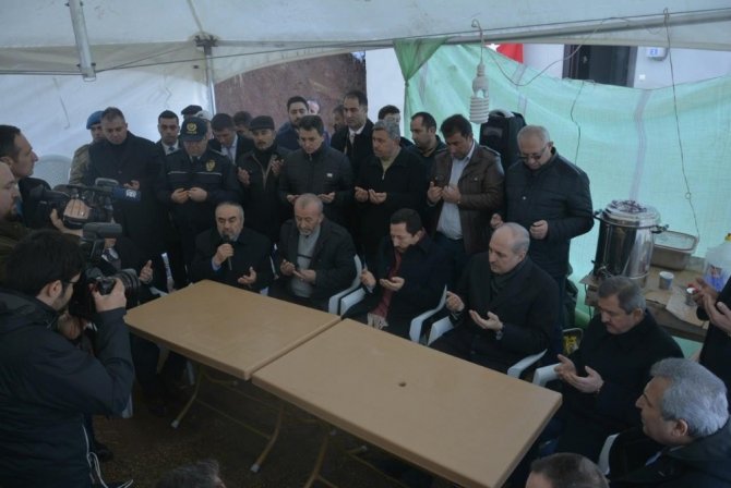 Kurtulmuş’tan Şehit Ailesine Taziye Ziyareti