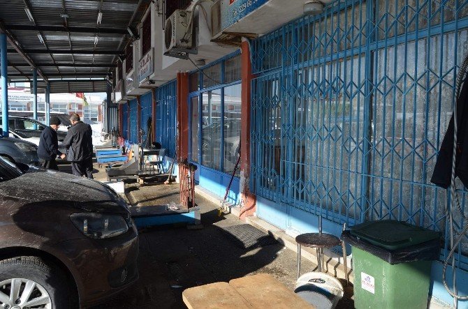 Trabzon Toptancı Balık Hali 20 Yılın En Verimsiz Gününü Yaşadı