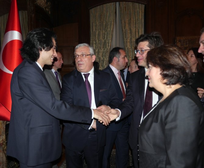 Paris Büyükelçisi Musa, Fransa’daki Türk İşadamlarıyla Buluştu