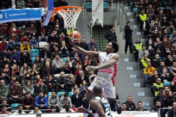 Beşiktaş Deplasmanda Kazandı