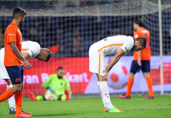 Aslan Havlu Attı