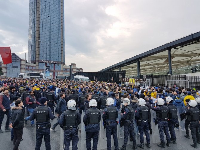 Fenerbahçe Taraftarı Vodafone Arena’da