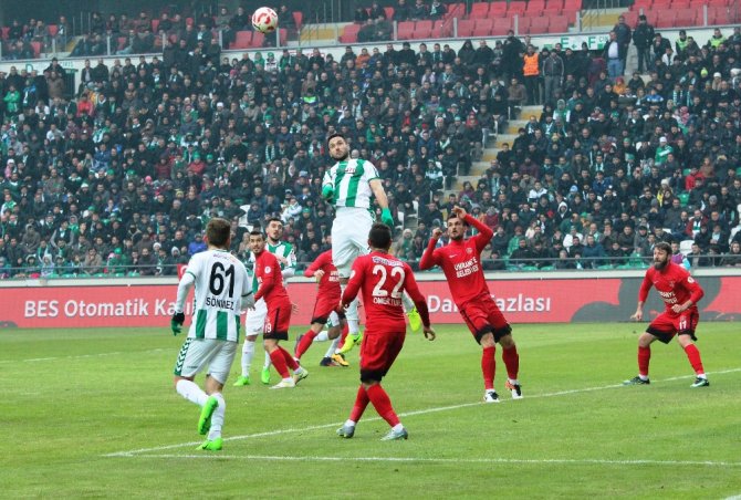 Konyaspor Uzatmalarda Güldü