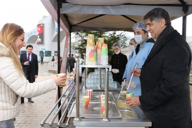 Üniversite Öğrencilerine ’Hoşgeldiniz’ İkramı