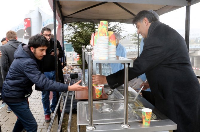 Üniversite Öğrencilerine ’Hoşgeldiniz’ İkramı