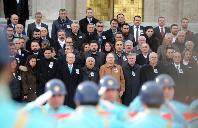 Cenaze Törenine Kılıçdaroğlu Da Katıldı