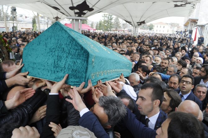 Bakan Soylu’nun Amcası Son Yolculuğuna Uğurlandı