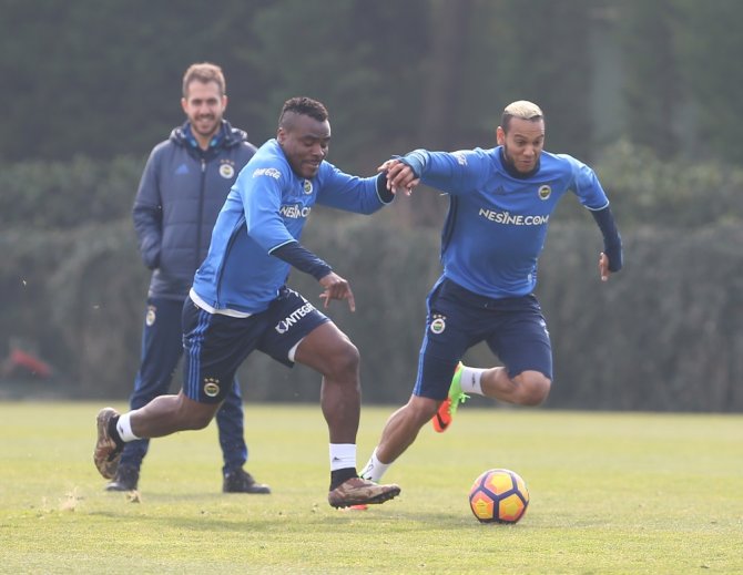 Bursaspor Maçı Hazırlıkları Advocaat’sız Sürdürdü