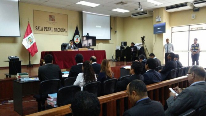 Eski Cumhurbaşkanı Hakkında Yakalama Emri