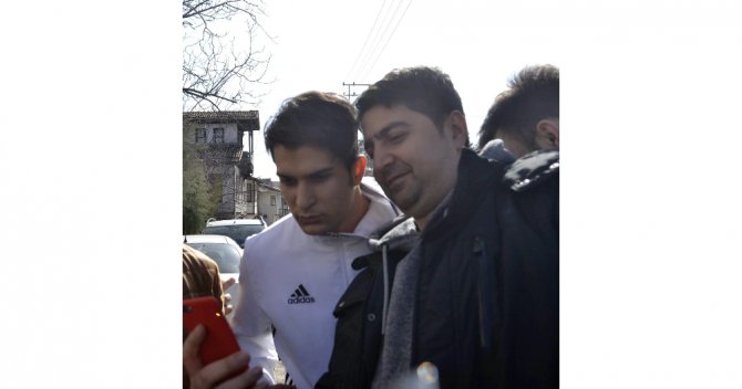 Beşiktaşlı Futbolcular Cuma Namazında