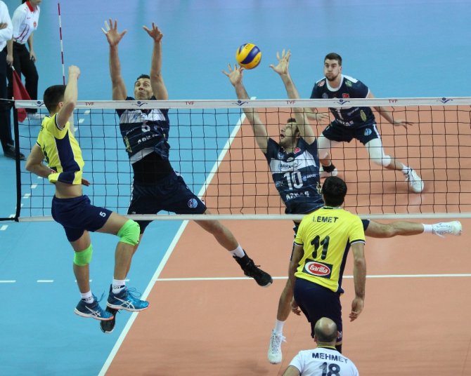 Fenerbahçe Deplasmandan Puanla Döndü