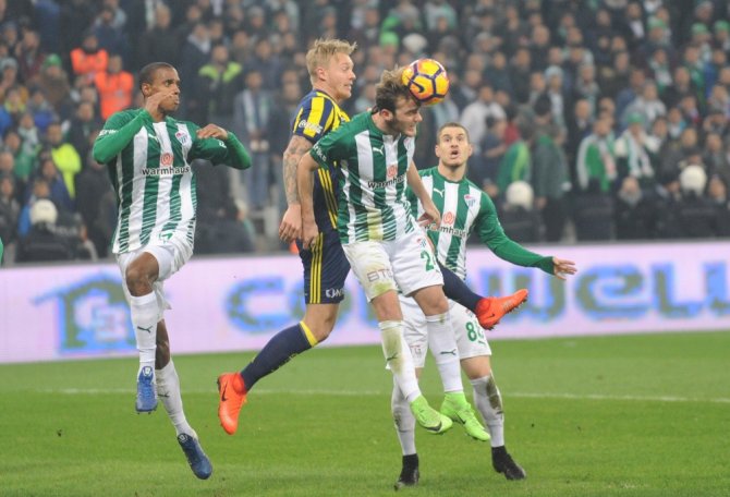 İlk Yarı Fenerbahçe’nin