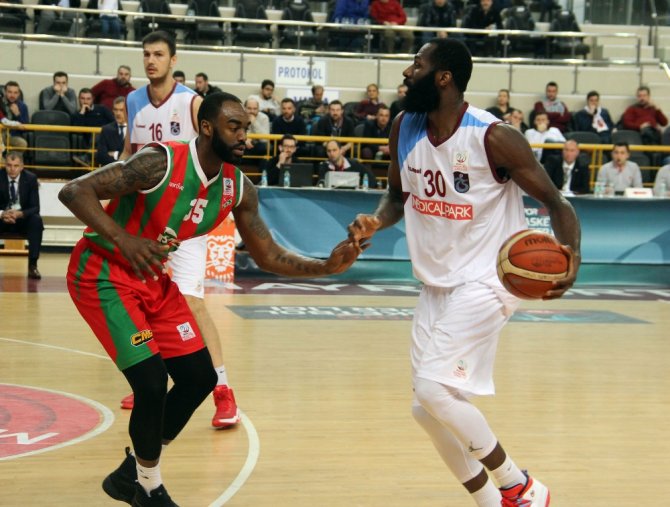 Trabzonspor Karşıyaka’yı Mağlup Etti