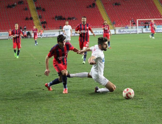 Mersin’de 4 Gol Var, Kazanan Yok