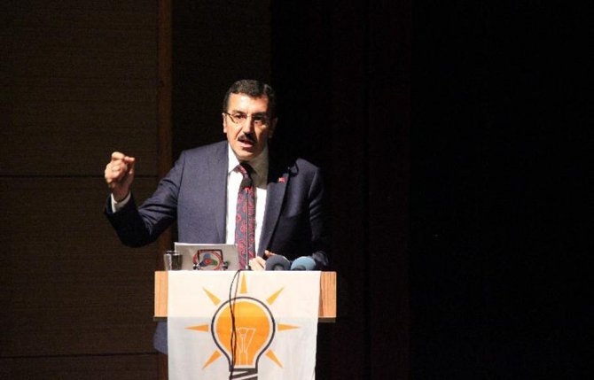 "Şuandaki Sistem Cumhurbaşkanına Çok Daha Fazlasını Veriyor"