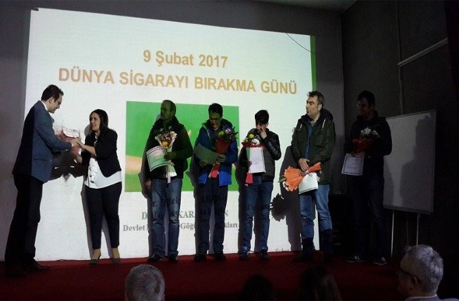Artvin’de Sigarayı Bırakanlara Başarı Belgesi Verildi
