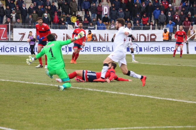 Gol Düellosunda Kazanan İzmir Ekibi Oldu