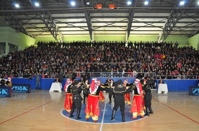 Artvin’de Halk Oyunları Yarışması